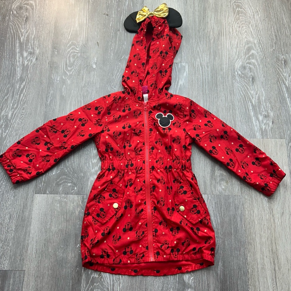 Minnie Mouse wind breaker size 4t